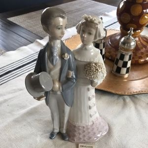 Lladro - Wedding, collectible porcelain sculpture #4808 rare find